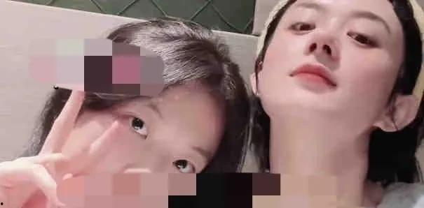 娱乐圈吃瓜搞笑爆料,吃瓜群众揭秘明星幕后趣事 第1张 娱乐圈吃瓜搞笑爆料,吃瓜群众揭秘明星幕后趣事 第1张